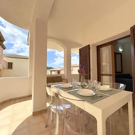 6 Pax - Pool, Parking & Wifi - By Coral