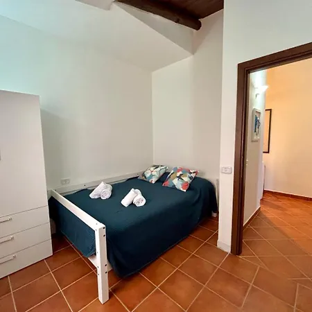 Apartmán 6 Pax - Pool, Parking & Wifi - By Coral Porto Cervo