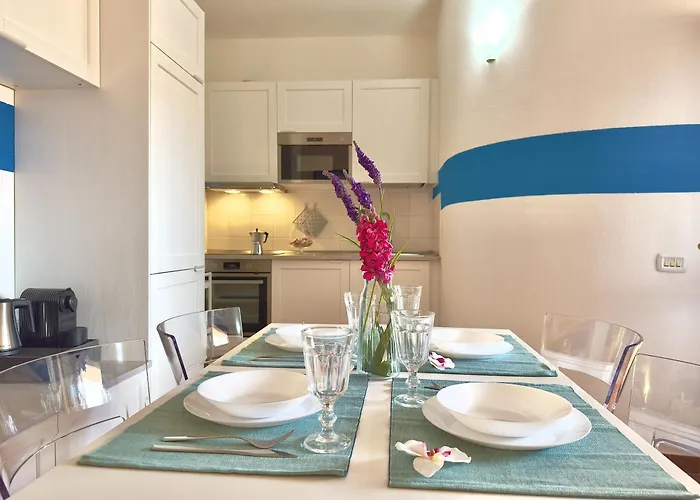 6 Pax - Pool, Parking & Wifi - By Coral Porto Cervo