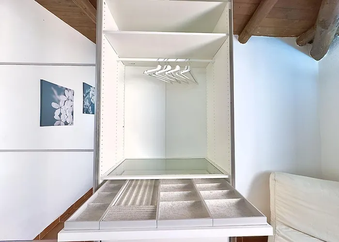 Appartamento 6 Pax - Pool, Parking & Wifi - By Coral